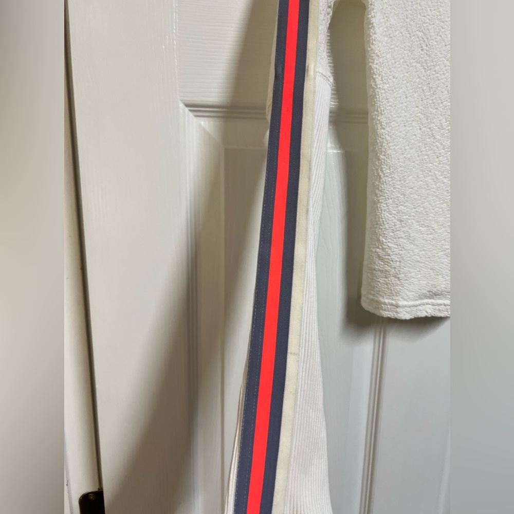 NWT FP Movement Recovery Layer - Picture 8 of 10